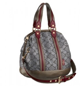 Aviator bag di Louis Vuitton